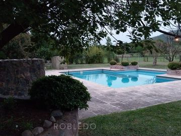 Casa en venta en La Lucinda Uno Club de Campo Salta