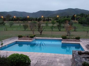 Casa en venta en La Lucinda Uno Club de Campo Salta
