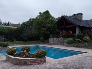 Casa en venta en La Lucinda Uno Club de Campo Salta