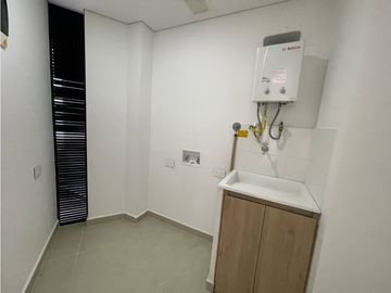 EN ARRIENDO APARTAMENTO EN LAS PALMAS SECTOR COUNTRY CLUB EL POBLADO