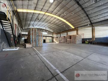 Depósito - Galpón de 2700 m2  en BOCA -  ALQUILER - Mixt. 3