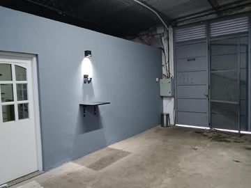 VENTA  - Galpón con oficina, de 200 m2 - La Tablada, Rosario.