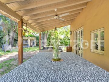 Casa en Los Lagartos  con lote de 800 metros  4 dormitorios 3 baños