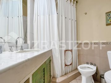 Casa en Los Lagartos  con lote de 800 metros  4 dormitorios 3 baños