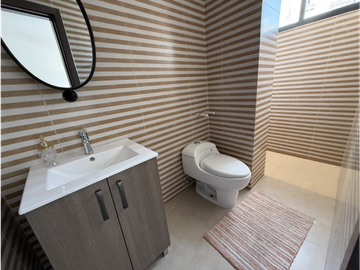 145 m² Amoblado| Cuarto+baño de empleada | El Cangrejo