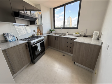 145 m² Amoblado| Cuarto+baño de empleada | El Cangrejo