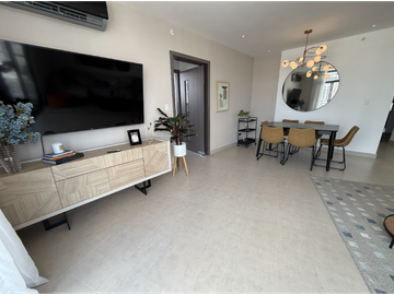 145 m² Amoblado| Cuarto+baño de empleada | El Cangrejo