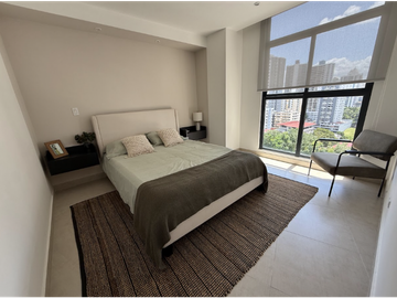 145 m² Amoblado| Cuarto+baño de empleada | El Cangrejo