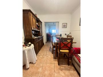 LATORRE PROP. VENDE CASA 3 AMB CON PARQUE