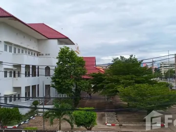2 Bedroom Shophouse for sale in Mueang Mo, Phrae
