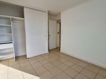 ARRIENDO DEPTO LA FLORIDA 2D+1B+0EST+1BOD 41M2 METRO V.VÁLDE