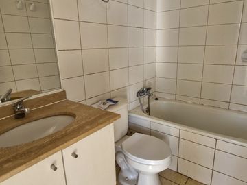 ARRIENDO DEPTO LA FLORIDA 2D+1B+0EST+1BOD 41M2 METRO V.VÁLDE