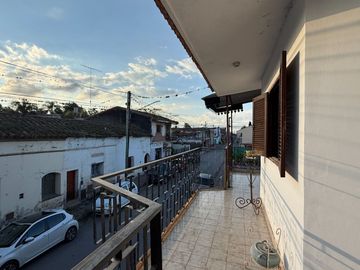 VENTA CASA 600 m2 - 10 AMB- EL CARMEN