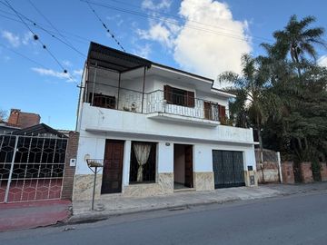 VENTA CASA 600 m2 - 10 AMB- EL CARMEN