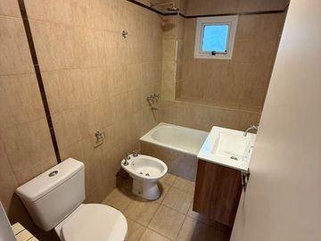 Departamento en alquiler en Lanus Este