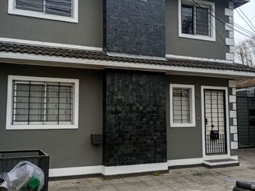 Departamento Tipo Casa en alquiler en Lanus Este