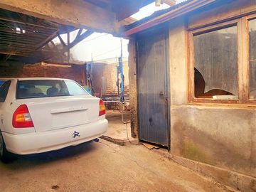 CASA EN VENTA DE 3H, 2B, 2ESTC + BOG EN PUENTE ALTO AV.