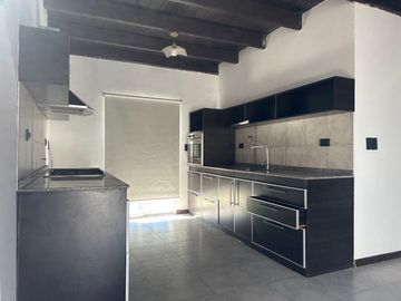 CASA 2 DORMITORIOS CON PILETA EN VENTA FISHERTON