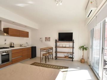 VENTA MONOAMBIENTE LAS CAÑITAS BALCON GIMNACIO