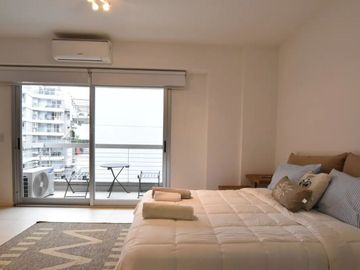 VENTA MONOAMBIENTE LAS CAÑITAS BALCON GIMNACIO