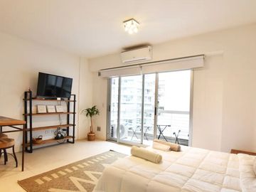 VENTA MONOAMBIENTE LAS CAÑITAS BALCON GIMNACIO