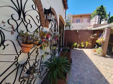 PH VENTA MORON 4 AMB PATIO COCHERA APTO CREDITO