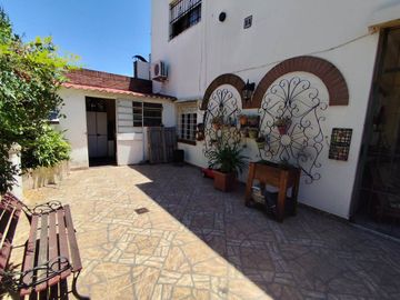 PH VENTA MORON 4 AMB PATIO COCHERA APTO CREDITO