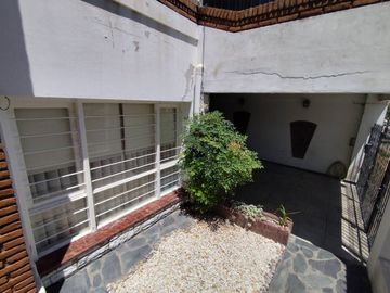 PH VENTA MORON 4 AMB PATIO COCHERA APTO CREDITO