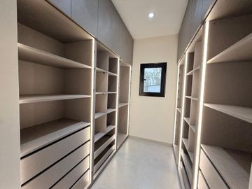 Casa 4 Amb a Estrenar en Pilar con Losa Radiante