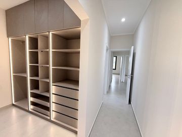 Casa 4 Amb a Estrenar en Pilar con Losa Radiante