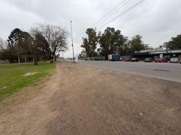 VENTA LOTE 4391 M2 COMERCIAL SOBRE R28, PILAR