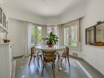 Casa de Categoría en Tortugas C.C.  8 Amb 2450 Mts