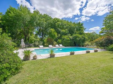 Casa de Categoría en Tortugas C.C.  8 Amb 2450 Mts