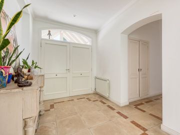Casa de Categoría en Tortugas C.C.  8 Amb 2450 Mts