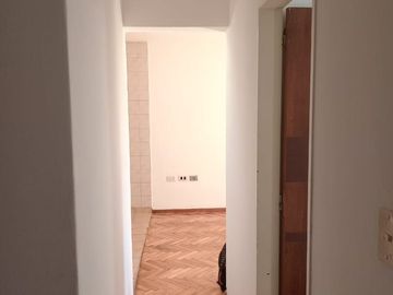 VENTA DEPARTAMENTO DE DOS DORMITORIOS- B° MARTIN