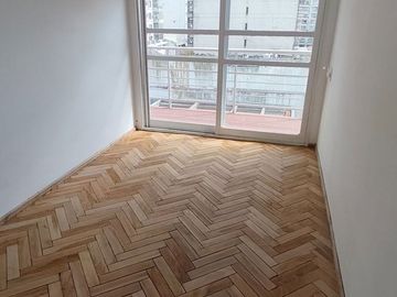 EN VENTA DEPARTAMENTO TRES DORMITORIOS ZONA CENTRO