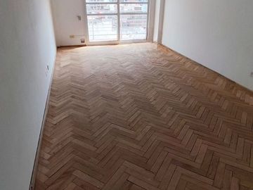 EN VENTA DEPARTAMENTO TRES DORMITORIOS ZONA CENTRO