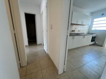 EN VENTA DEPARTAMENTO TRES DORMITORIOS ZONA CENTRO