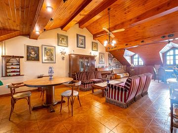 CASA 5 AMBIENTES VENTA PARQUE CHACABUCO