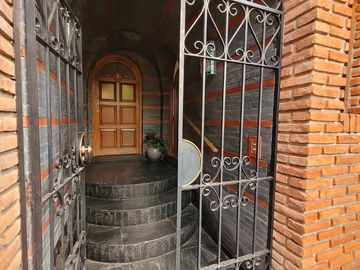 CASA 5 AMBIENTES VENTA PARQUE CHACABUCO