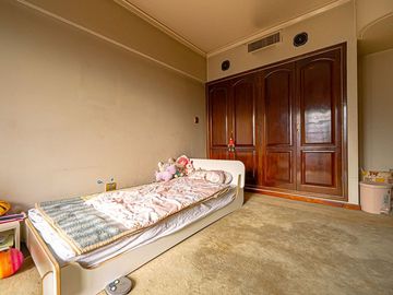 CASA 5 AMBIENTES VENTA PARQUE CHACABUCO