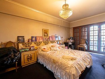 CASA 5 AMBIENTES VENTA PARQUE CHACABUCO