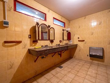 CASA 5 AMBIENTES VENTA PARQUE CHACABUCO