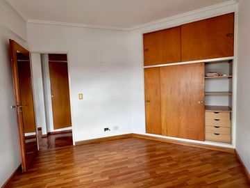 VENTA DEPARTAMENTO 2 AMBIENTES BALCON TIGRE CENTRO