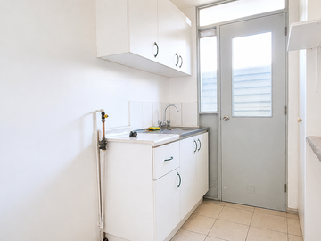 ARRIENDO DEPARTAMENTO METRO LA CISTERNA GASTOS COMUNES INCLU