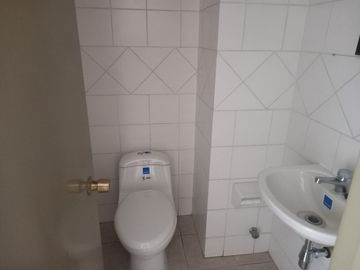 VENDO OFICINA EN LUGAR PRIVILEGIADO