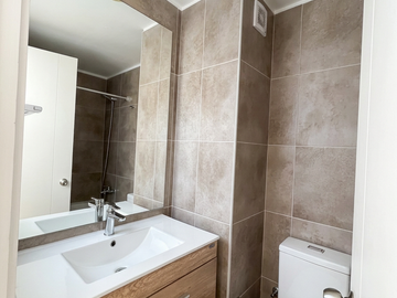 ARRIENDO DEPARTAMENTO 2HAB 2BA MAS ESTACIONAMIENTO Y BODEGA