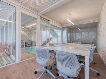 Alquiler Espacio Corporativo c/ Cafetería oficinas