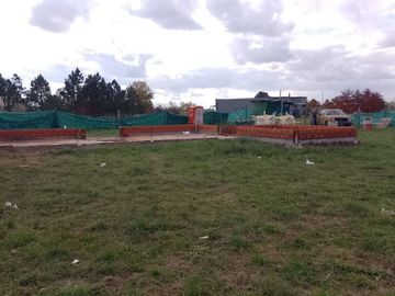 VENTA CASA 3 O 4 AMBIENTES PILETA QUINCHO FINANCIA