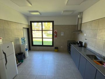 VENTA CASA 3 O 4 AMBIENTES PILETA QUINCHO FINANCIA